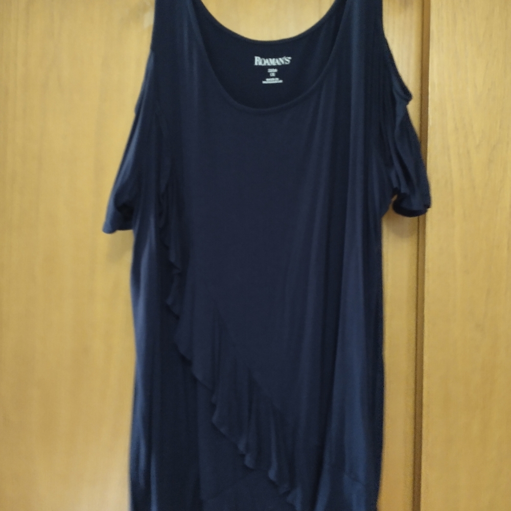 Navy Blue 🔵 top